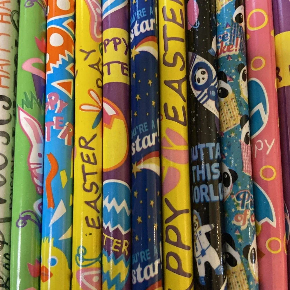Novelty Pencils Various‎ Mixed Lot of 19 Halloween Holiday Skeletons Bunnies